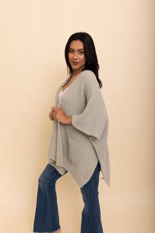Boucle Cozy Ruana W/ Pockets