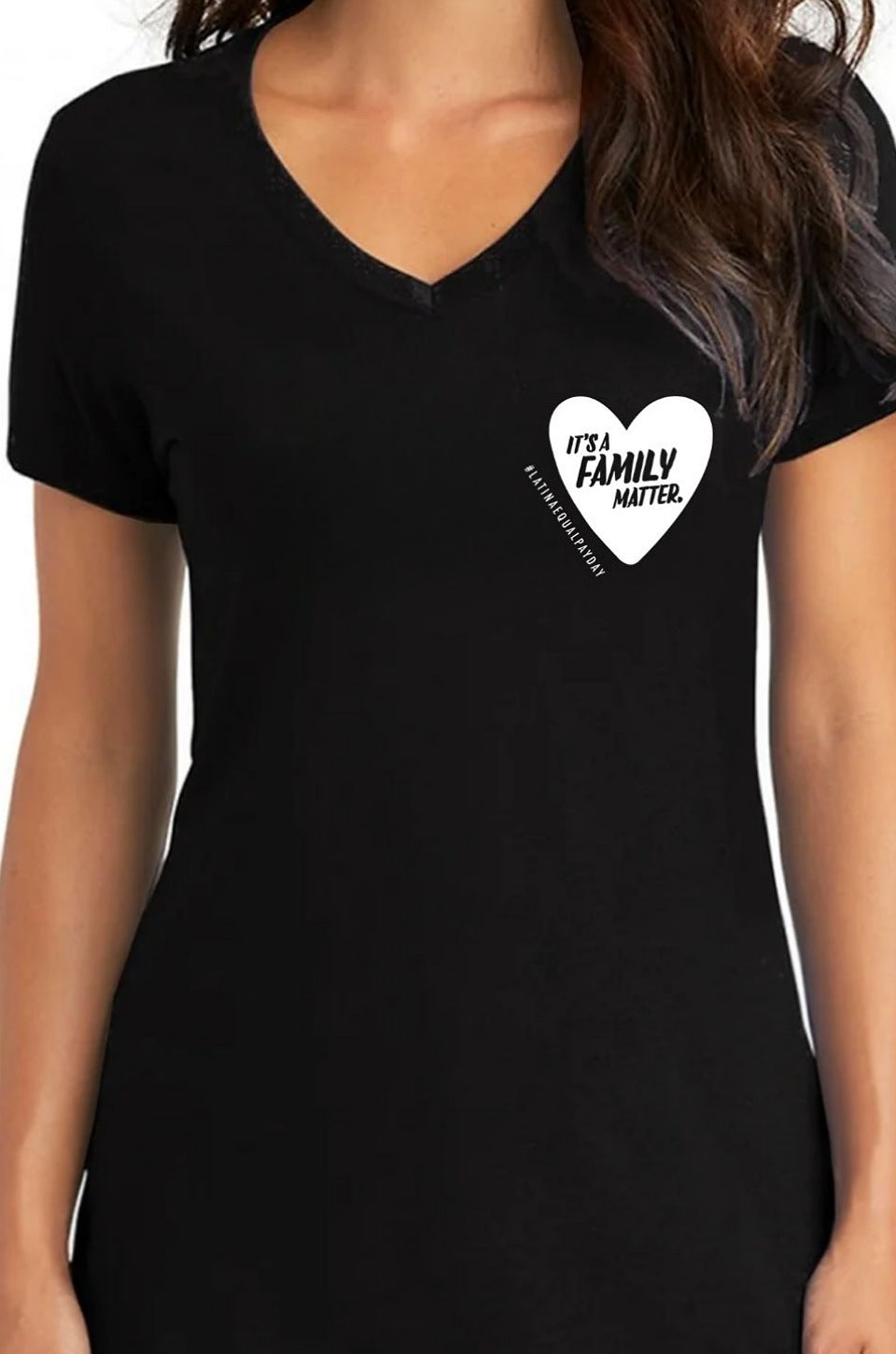 It's A Family Matter: Latina Equal Pay Unisex V-Neck in Black
