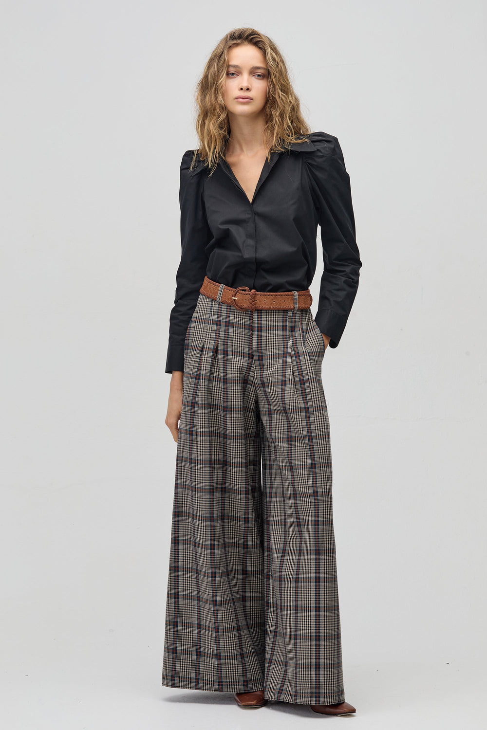 Lola Poplin Shirt - Black