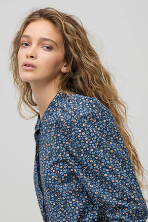 Lilium Poplin Shirt - Blue Ditsy Flowers