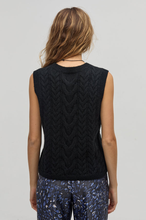 Otto Knitted Vest - Black