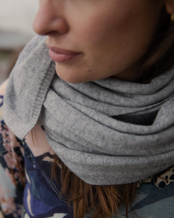 Throw Snow Grey