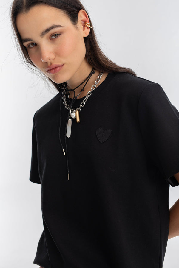 Ever T-Shirt Short Sleeve - Black w/ Black Heart