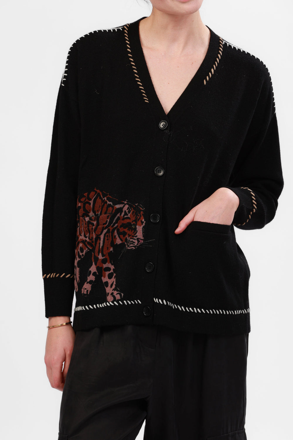 Cardigan Snow Leopard Black
