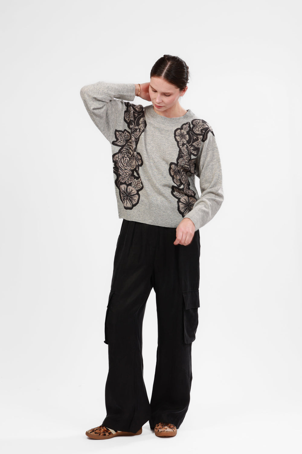 Sweater Blossom Grey