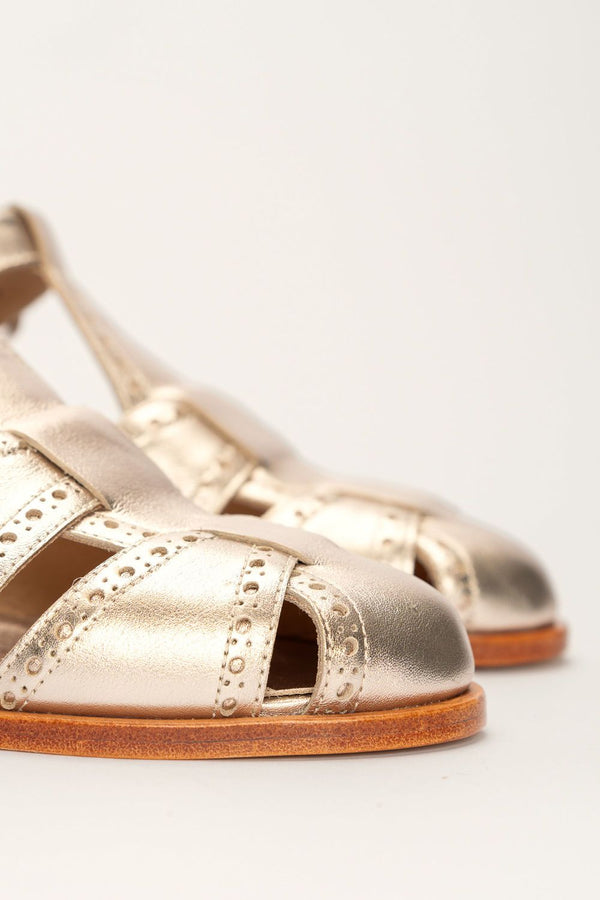 New Maxima Shoes in Champagne