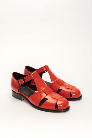 Maxima Shoes in Red